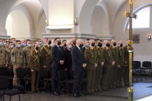  Vilniuje įvyko iškilminga Lietuvos kariuomenės rikiuotė ir paradas su sąjungininkais