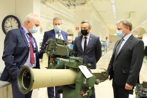  V. Semeška susitiko su nauja NATO Paramos ir pirkimų agentūros vadove