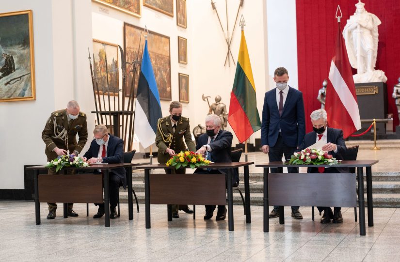 Baltic Defence Ministers share the view: the Russian activity in Ukraine presses for additional NATO measures of deterrence