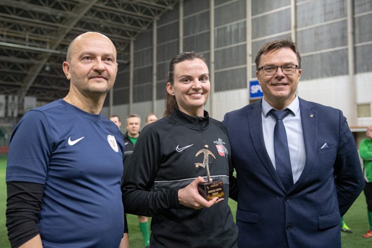 KAM futbolininkai varžėsi dėl „Korporacijų taurės“, komandos atstovė – geriausia turnyro žaidėja