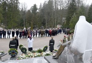  Laisvės gynėjų atminimas pagerbtas Antakalnio memoriale