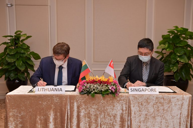  Lietuva saugumo ir gynybos srityje plėtos bendradarbiavimą su Singapūru