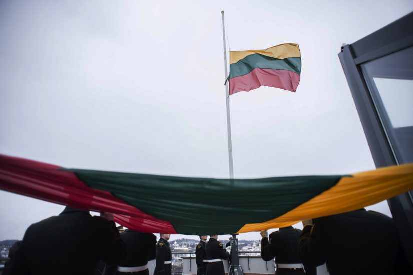Lietuva stiprina piliečių atsparumą ir pasirengimą pilietiniam pasipriešinimui