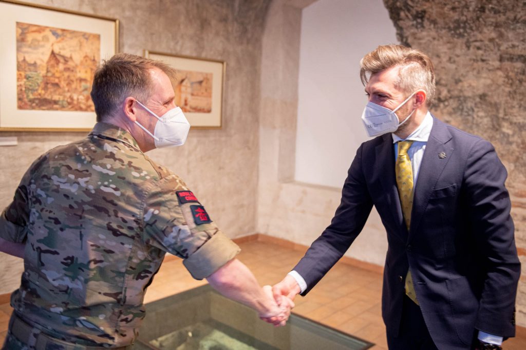 Vice Minister M. Abukevičius and SJFHQ Commander discussed force development prospects