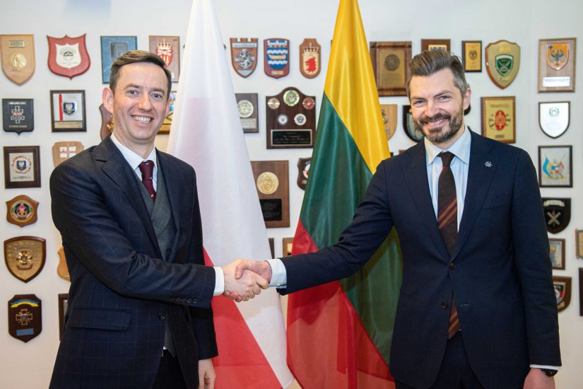 Lietuvos ir Lenkijos gynybos viceministrai sutarė stiprinti dvišalį bendradarbiavimą ir paramą Ukrainai