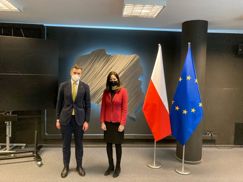 JAV inicijuotame tarptautiniame susitikime aptarti paramos Ukrainai būdai