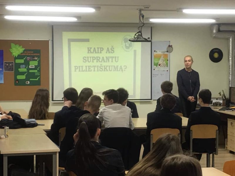 Pilietiškumo pamoka Lietuvos sveikatos mokslų universiteto gimnazijoje