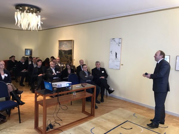  Susitikimas Švedijos ambasadoje