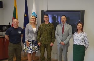  Nacionalinio visuomenės sveikatos centro darbuotojai įgijo žinių apie pilietinį pasipriešinimą ir valstybės gynybą