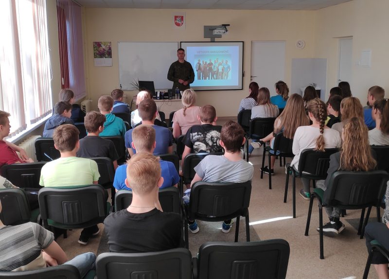 Mokiniams rūpi valstybės saugumo tema