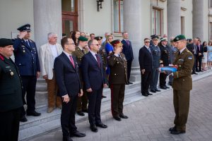  Tarp Baltijos gynybos koledžo absolventų – ir departamento atstovė