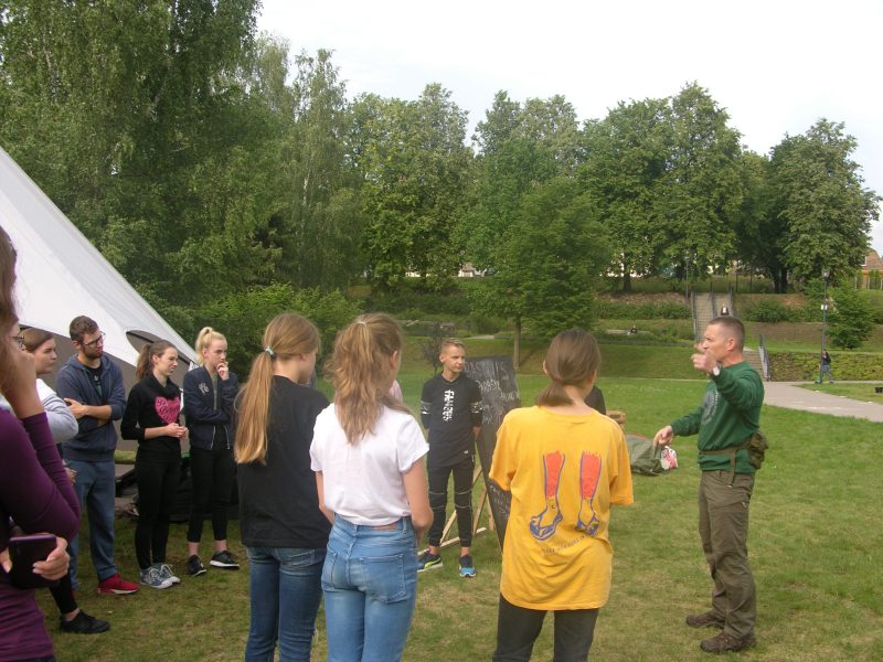 Su Utenos mokiniais – apie susitelkimą siekiant bendro tikslo