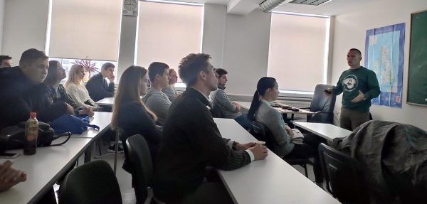  Apie pareigą, sąžinę ir apsisprendimą – su Vilniaus verslo kolegijos studentais