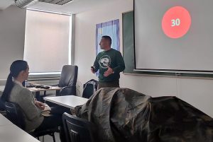  Apie pareigą, sąžinę ir apsisprendimą – su Vilniaus verslo kolegijos studentais