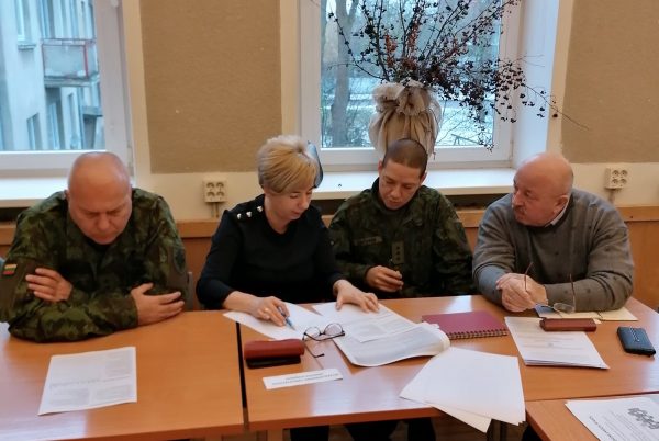  Stalo pratybose „Mobilizacija Šiaulių apskrityje 2019“ patikrintas apskrities tarnybų ir organizacijų veiksmų suderinamumas
