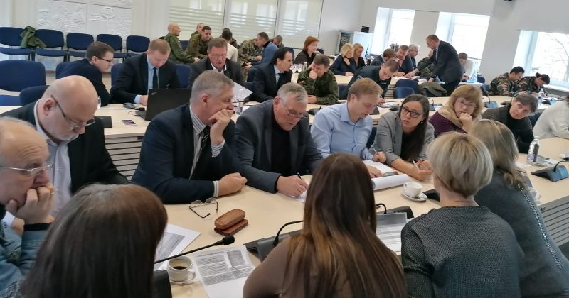 Tyrinėjamosios stalo pratybos sustiprino Telšių apskrities tarnybų pasirengimą mobilizacijai