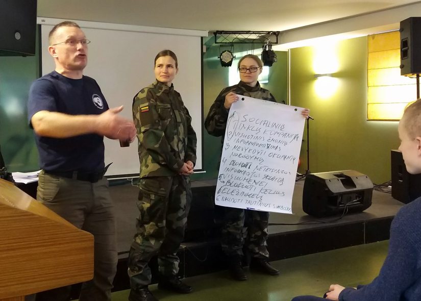 Su Tauragės šauliais – apie pilietinio pasipriešinimo kovos efektyvumą įvairių grėsmių kontekste