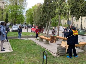 Daugiau kaip šimtas savanorių apmokyti teikti saugią humanitarinę pagalbą