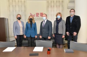  Pasirašyta bendradarbiavimo sutartis su Mykolo Romerio universitetu