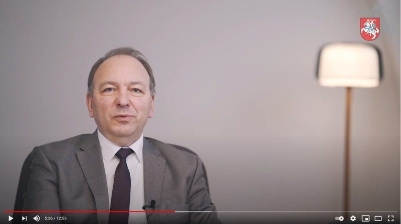 Net ir turėdami tvirtą užnugarį, apleisti pilietinio pasipriešinimo idėjų negalime