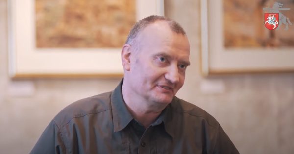  Net ir turėdami tvirtą užnugarį, apleisti pilietinio pasipriešinimo idėjų negalime