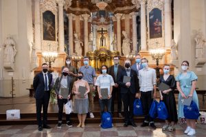  Įteikti nacionalinio mokinių konkurso „Praeities stiprybė – dabarčiai“ apdovanojimai
