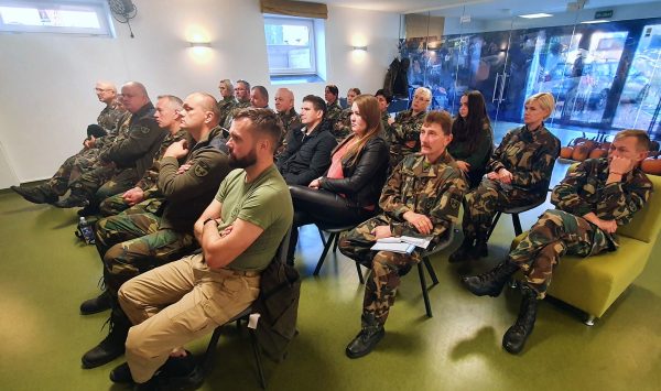 Pilietinio pasipriešinimo kursai vis labiau populiarėja