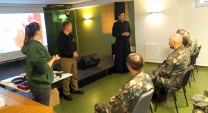  Pilietinio pasipriešinimo kurso instruktorius nudžiugino Tauragės šaulių motyvacija ir svetingumas