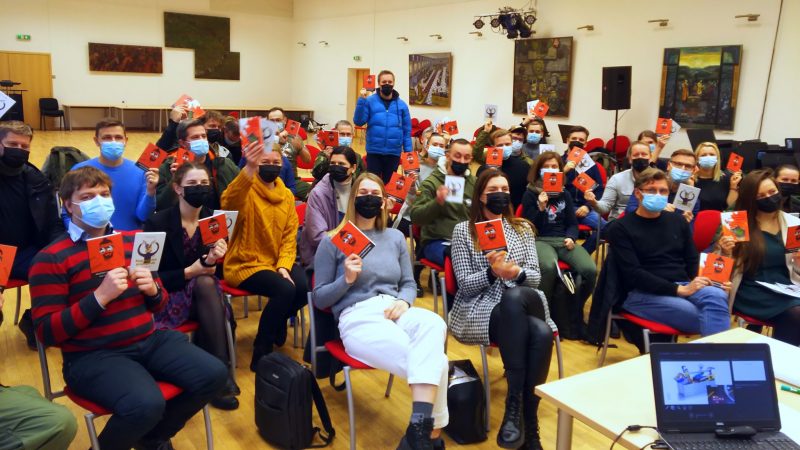 Vis daugiau Vilniaus rinktinės šaulių žinių semiasi pilietinio pasipriešinimo kursuose