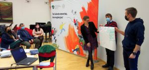  Vis daugiau Vilniaus rinktinės šaulių žinių semiasi pilietinio pasipriešinimo kursuose