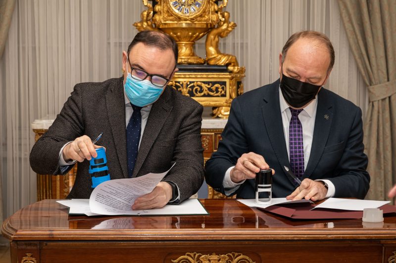 Pasirašyta sutartis su Lietuvos nacionaliniu dailės muziejumi