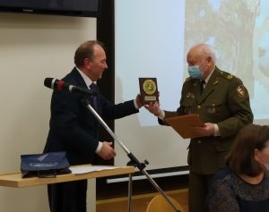  Krašto apsaugos bičiulių klubo metiniame susirinkime aptarti nacionalinio saugumo ir pilietinio pasipriešinimo klausimai