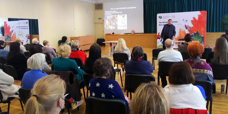 Pilietinio pasipriešinimo kursą baigė Kauno Aleksandro Stulginskio mokyklos darbuotojai