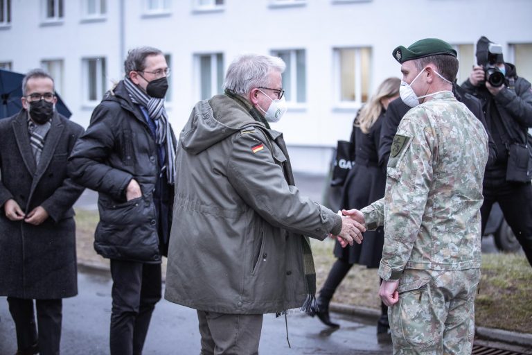  Rukloje su Europos parlamento nariais susitikęs viceministras Ž. Tomkus: dabartinė saugumo situacija reikalauja bendrų ES ir NATO pastangų