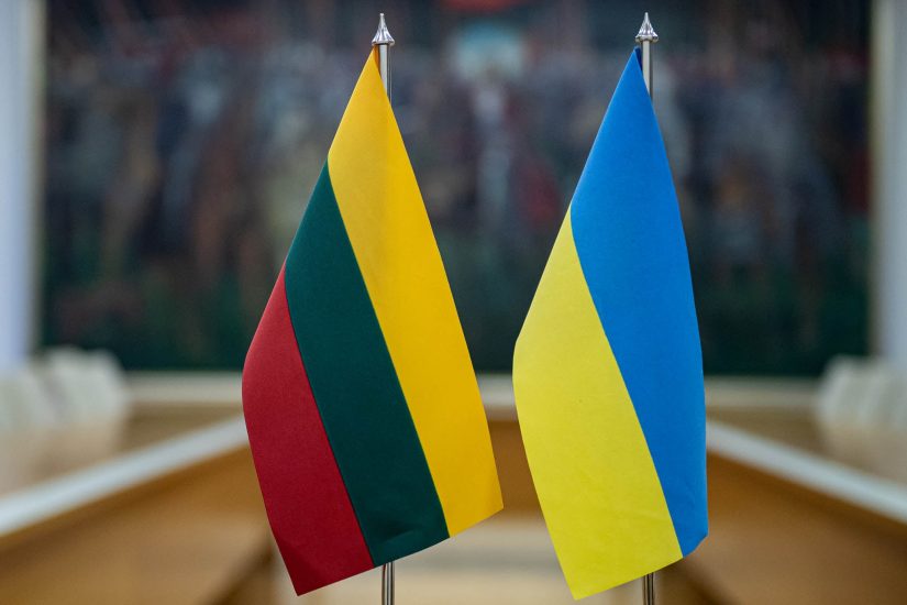Lietuva perduos Ukrainai karinės paramos