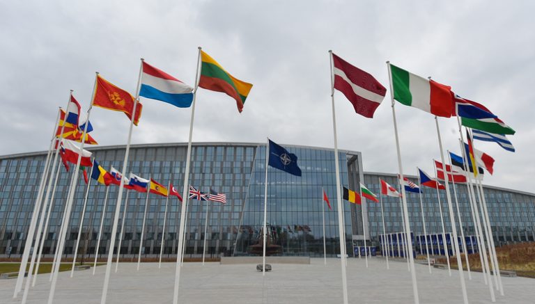 NATO valstybių vadovų pareiškimas dėl Rusijos išpuolio prieš Ukrainą
