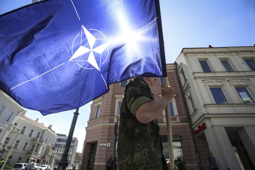 Aktyvuoti NATO gynybos ir atgrasymo planai Vidurio ir Rytų Europos regione: jų svarba Lietuvos saugumui