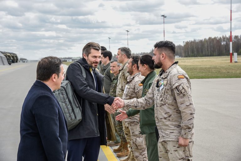  Vice Minister M. Abukevičius thanked Spain for contributing to the defence of the region: the security of NATO will depend on the security of the Eastern part of the Alliance