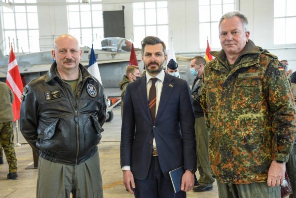  Pasikeitė NATO oro policijos misiją Baltijos šalyse vykdantys kariniai kontingentai: Ispanija ir Čekija patruliuos su 13 naikintuvų