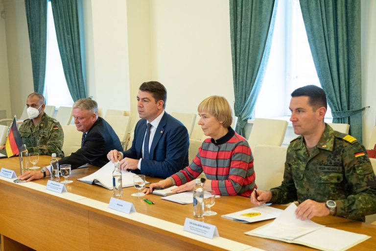  Ministras A. Anušauskas: siekiame, kad NATO priešakinių pajėgų batalionai taptų brigadomis