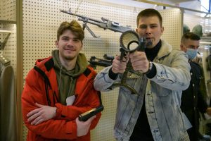  Tarptautinėje studijų parodoje karjerą planuoti padeda Karo akademija