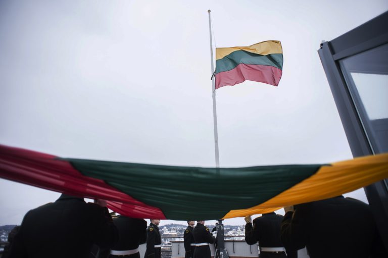 Seimas approves civil resistance readiness strategy&nbsp;