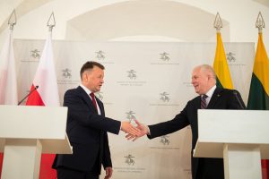  Lietuvos ir Lenkijos krašto apsaugos ministrai: mūsų bendras interesas – padėti Ukrainai ir atgrasyti Rusiją