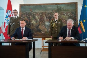  Lietuvos ir Lenkijos krašto apsaugos ministrai: mūsų bendras interesas – padėti Ukrainai ir atgrasyti Rusiją