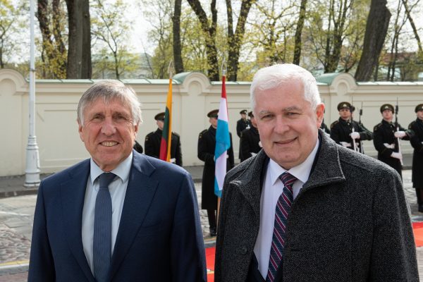 Liukemburgo gynybos ministro vizitas 22 05 05 Lithuania’s and Luxembourg’s Defence Ministers discussed forthcoming NATO Summit in Madrid and further defence cooperation
