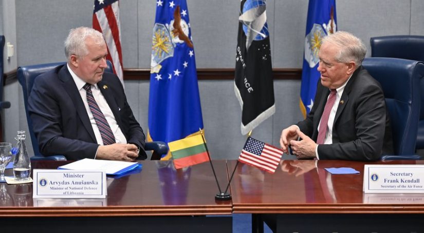 U.S. leadership is the pivotal weapon against Russia, says A. Anušauskas after meeting with U.S. service Secretaries
