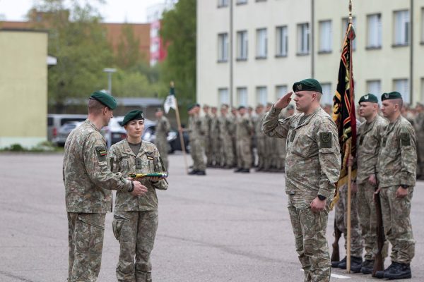  Lietuvos karius į tarptautines misijas išlydėjęs Ž. Tomkus: kartu su sąjungininkais esame įsipareigoję kovai su tarptautiniu terorizmu