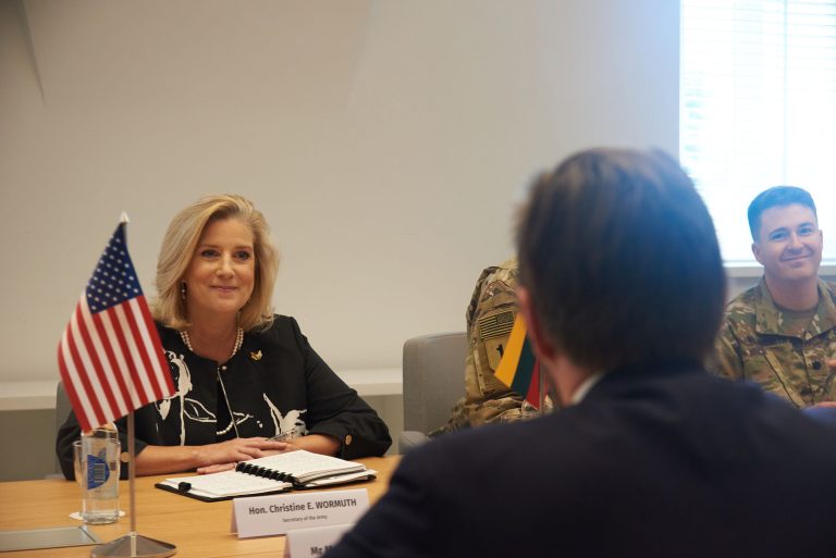  The U.S. reaffirms its commitment: there will be more American troops in the Baltic states