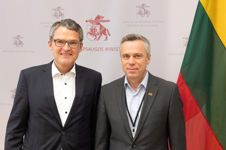 Viceministras V. Semeška: darome viską, kad planuojamą NATO kontingentą priimtume kuo greičiau ir kokybiškiau