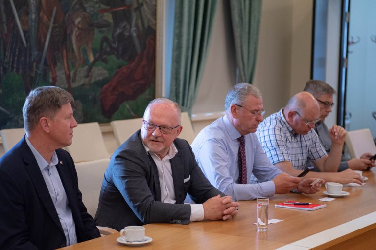  Vokietijos ir Lietuvos verslo atstovai aptarė bendradarbiavimo gynybos srityje  perspektyvas